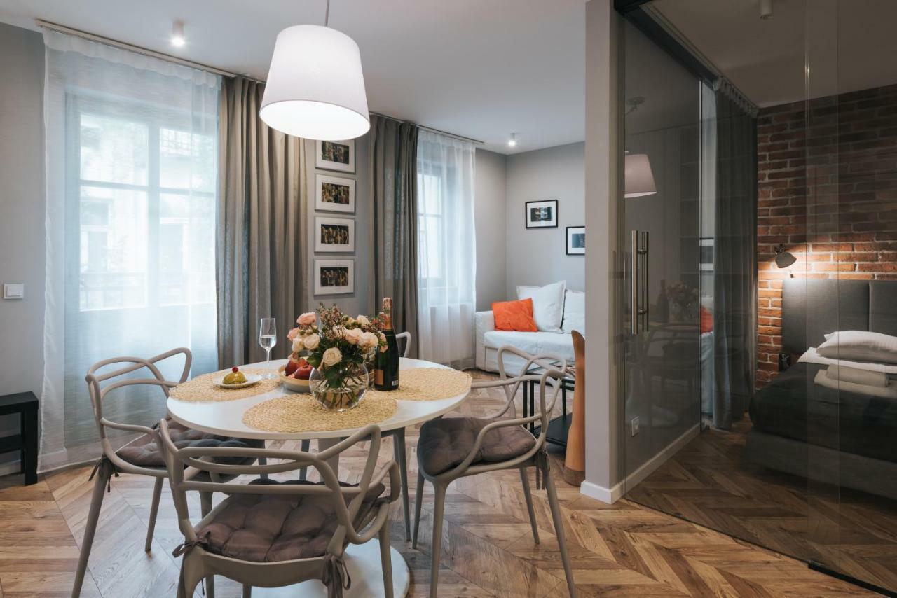 Movart Boutique Aparthotel Краков Экстерьер фото